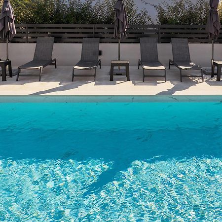 Poolside Apartments Anabella Baška Esterno foto
