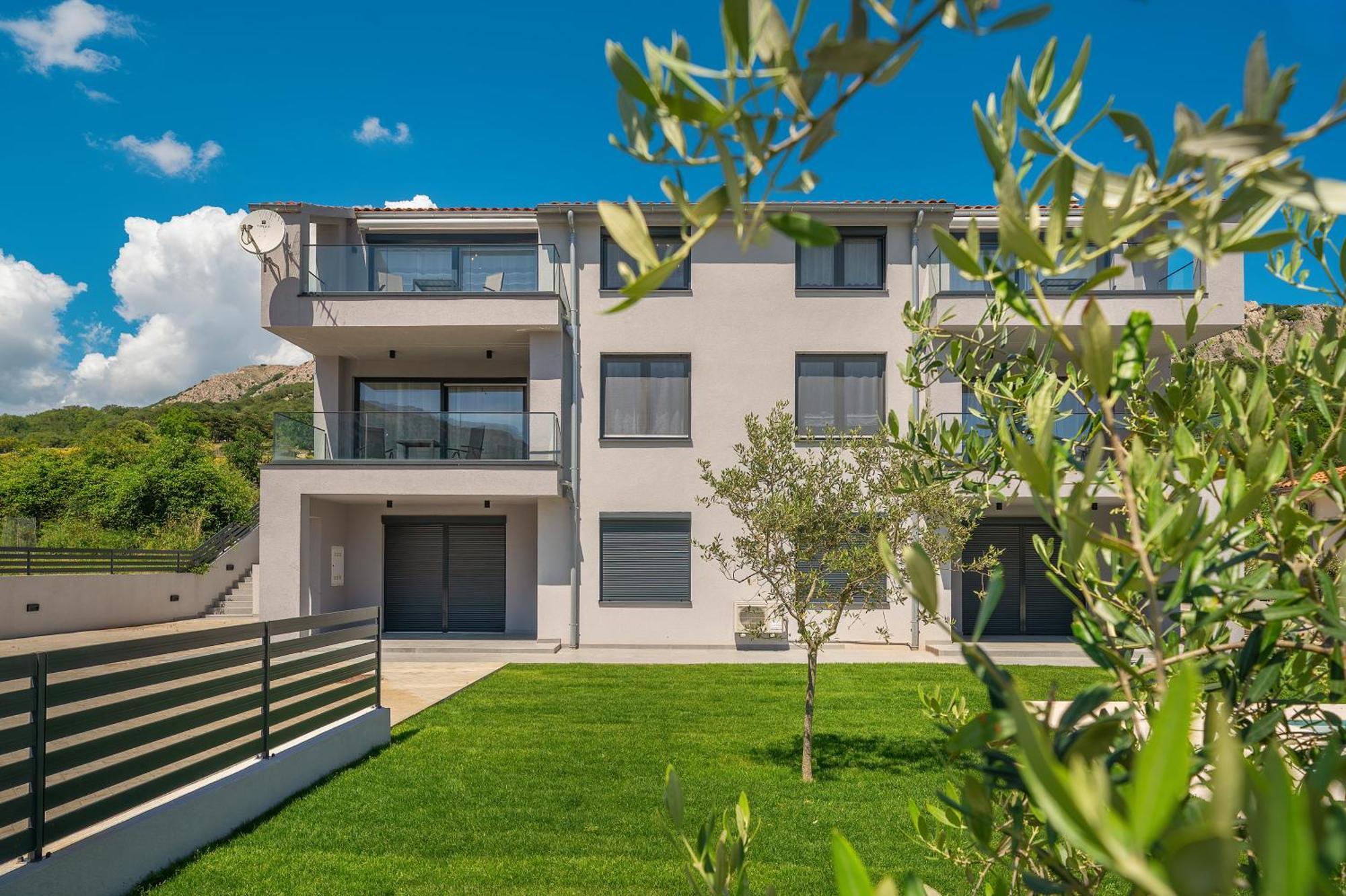 Poolside Apartments Anabella Baška Esterno foto